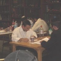 YESHIVA-LITE » Rabbi Yosef Kahn